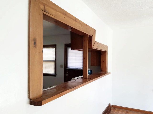 5724 W Carmen AVENUE, Milwaukee, WI 53218