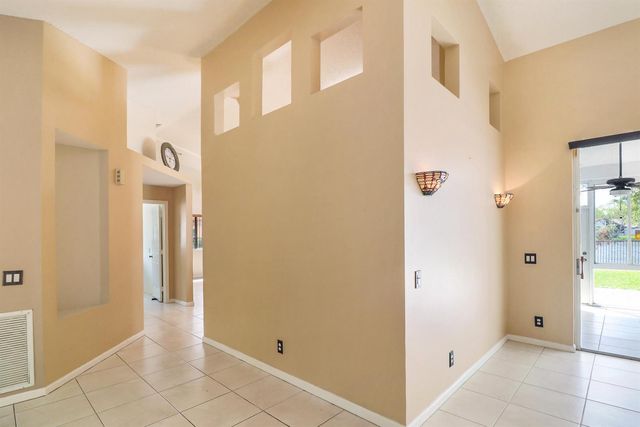 1968 Water Ridge Drive, Weston, FL 33326
