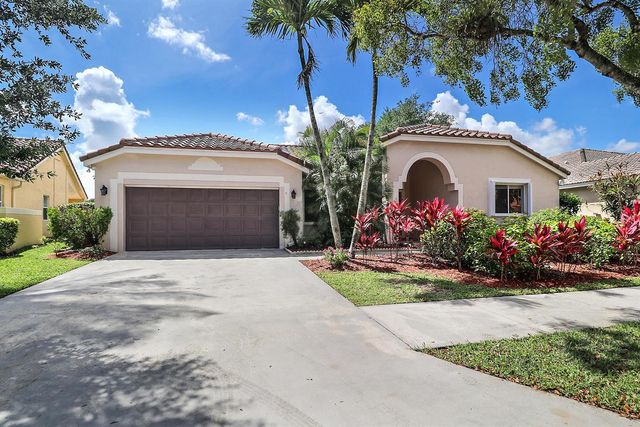 1968 Water Ridge Drive, Weston, FL 33326