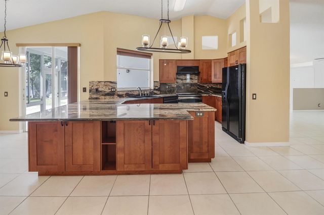 1968 Water Ridge Drive, Weston, FL 33326