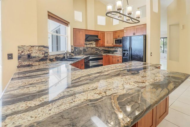 1968 Water Ridge Drive, Weston, FL 33326