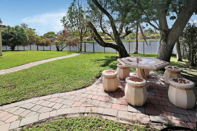 1968 Water Ridge Drive, Weston, FL 33326