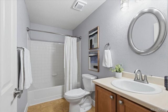 9807 Marmot Ridge Circle, Littleton, CO 80125