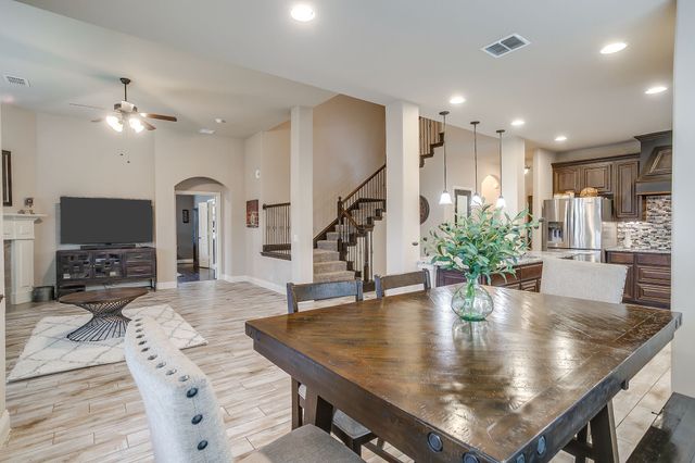 404 Ben Street, Crowley, TX 76036