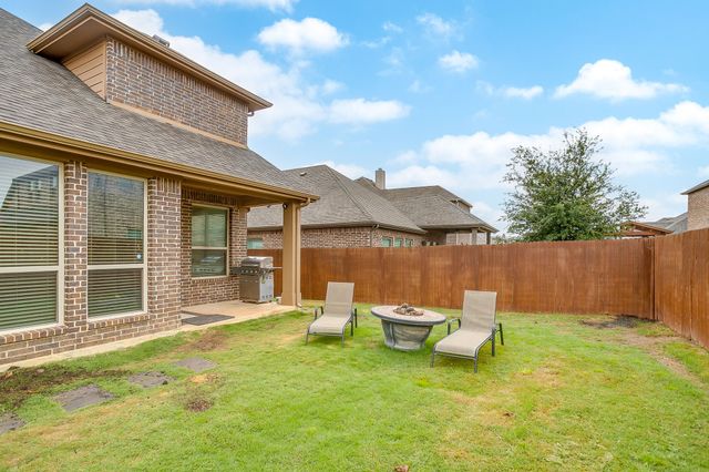 404 Ben Street, Crowley, TX 76036