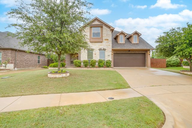 404 Ben Street, Crowley, TX 76036