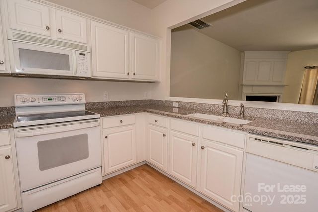 6937 Rothchild Drive, Charlotte, NC 28270