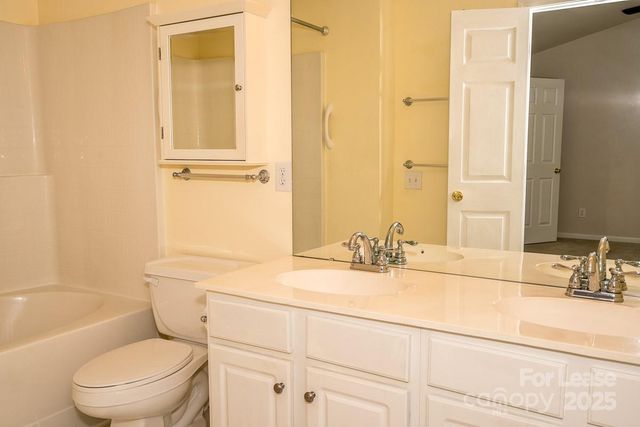 6937 Rothchild Drive, Charlotte, NC 28270