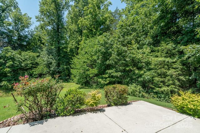 6937 Rothchild Drive, Charlotte, NC 28270