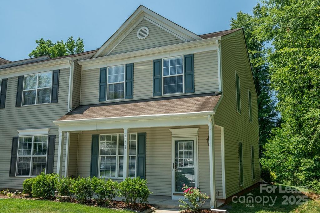 6937 Rothchild Drive, Charlotte, NC 28270
