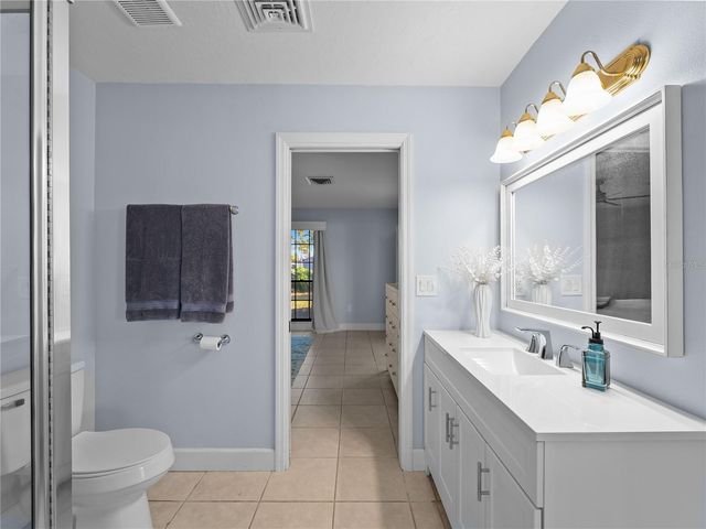 318 OAKWOOD CIRCLE, Englewood, FL 34223