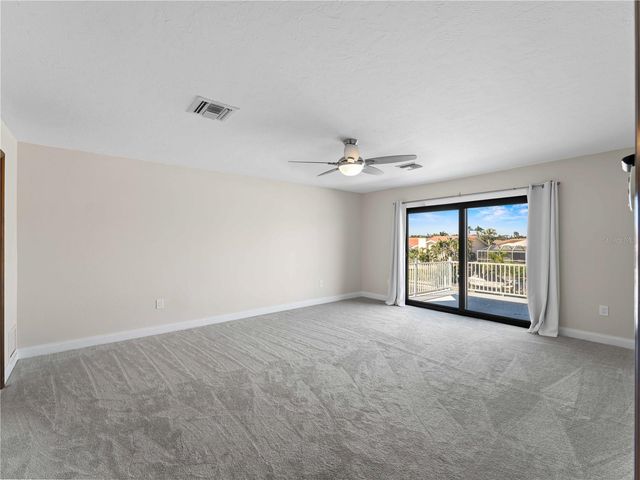 318 OAKWOOD CIRCLE, Englewood, FL 34223