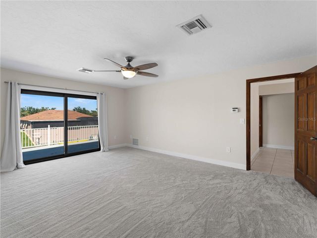 318 OAKWOOD CIRCLE, Englewood, FL 34223