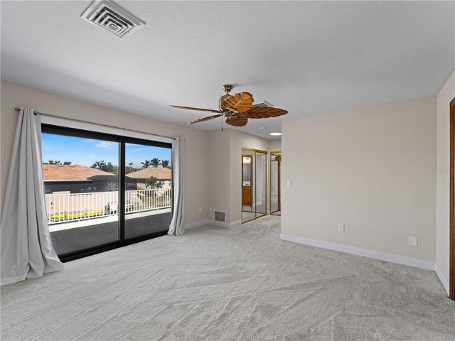 318 OAKWOOD CIRCLE, Englewood, FL 34223