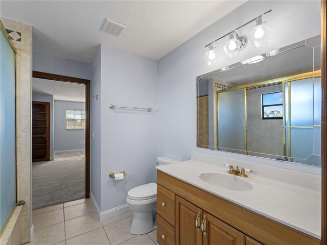 318 OAKWOOD CIRCLE, Englewood, FL 34223