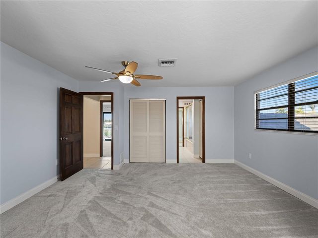 318 OAKWOOD CIRCLE, Englewood, FL 34223