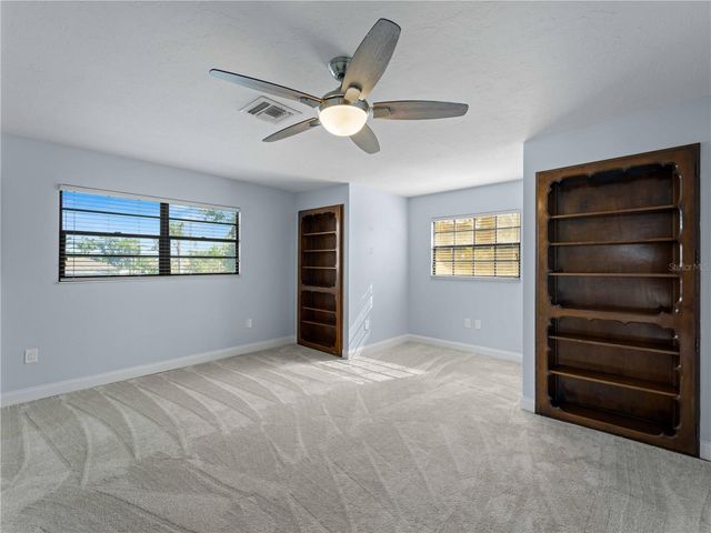 318 OAKWOOD CIRCLE, Englewood, FL 34223