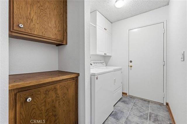 3329 W Avenue J3, Lancaster, CA 93536