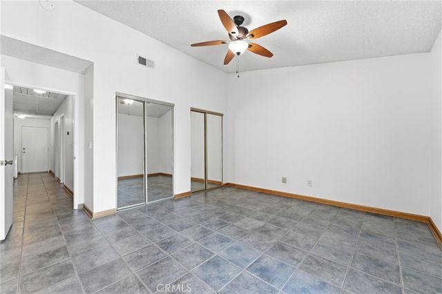 3329 W Avenue J3, Lancaster, CA 93536