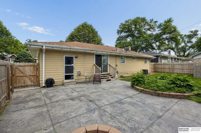 3522 N 56 Street, Omaha, NE 68104