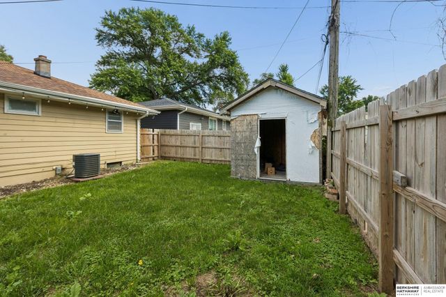 3522 N 56 Street, Omaha, NE 68104