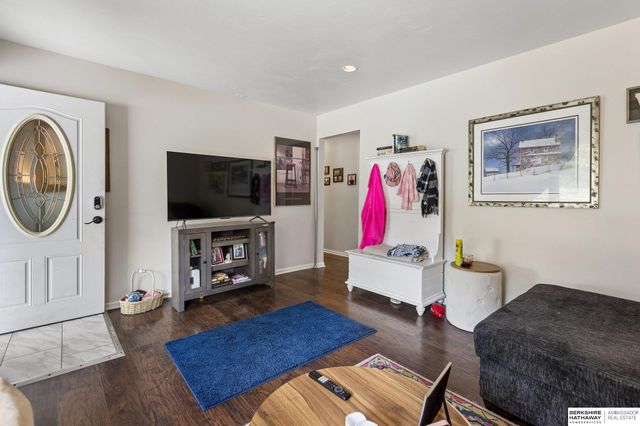 3522 N 56 Street, Omaha, NE 68104