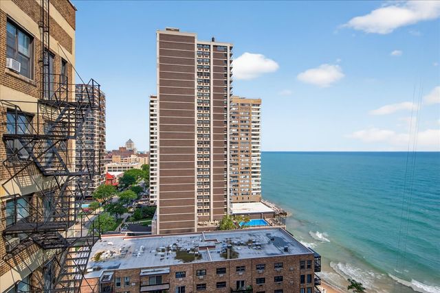 6101 N Sheridan Road 12E, Chicago, IL 60660