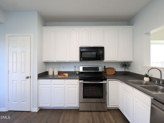 8330 Bratt Avenue, Wake Forest, NC 27587