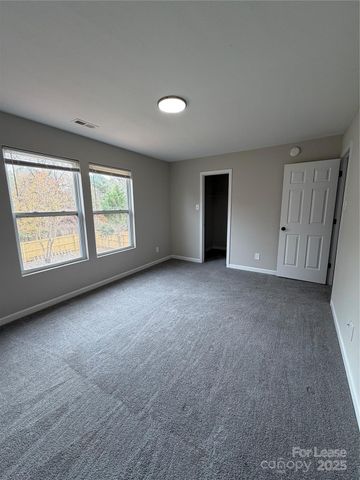 12937 Silvaire Farm Road, Charlotte, NC 28278