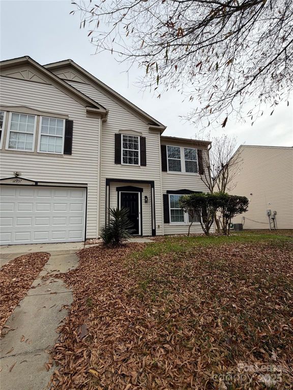 12937 Silvaire Farm Road, Charlotte, NC 28278