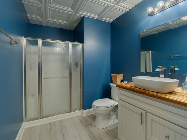 856 Hurricane Creek Road, Hurricane, WV 25526