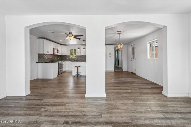 2218 E YALE Street, Phoenix, AZ 85006