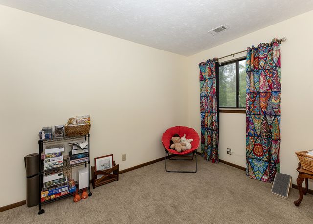 5221 26th Ave A Court 4, Moline, IL 61265