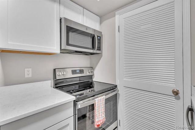 6964 Harvard Lane 119, Canton, MI 48187