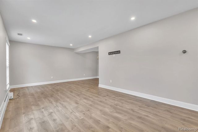 6964 Harvard Lane 119, Canton, MI 48187