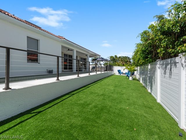 679 Seagrape DR, Marco Island, FL 34145