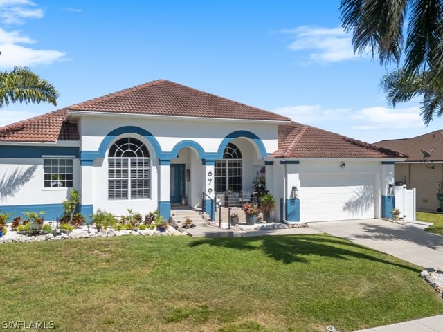 679 Seagrape DR, Marco Island, FL 34145