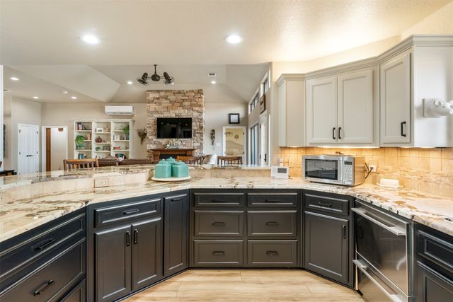 2325 River Road, Granbury, TX 76048