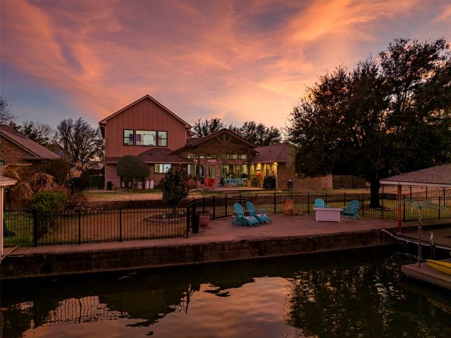 2325 River Road, Granbury, TX 76048