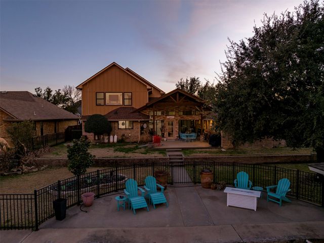 2325 River Road, Granbury, TX 76048