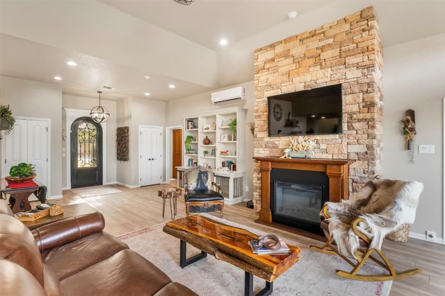 2325 River Road, Granbury, TX 76048