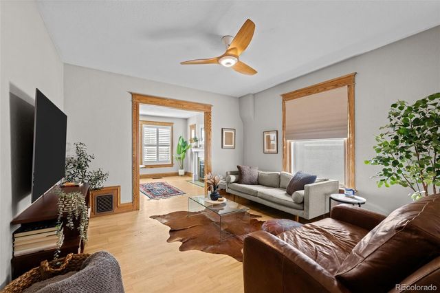 953 S Washington Street, Denver, CO 80209