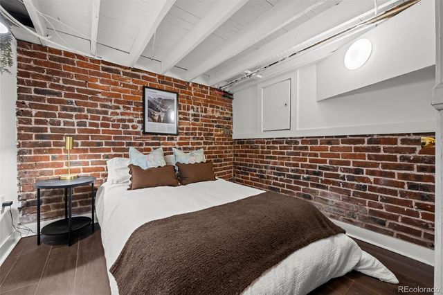 953 S Washington Street, Denver, CO 80209