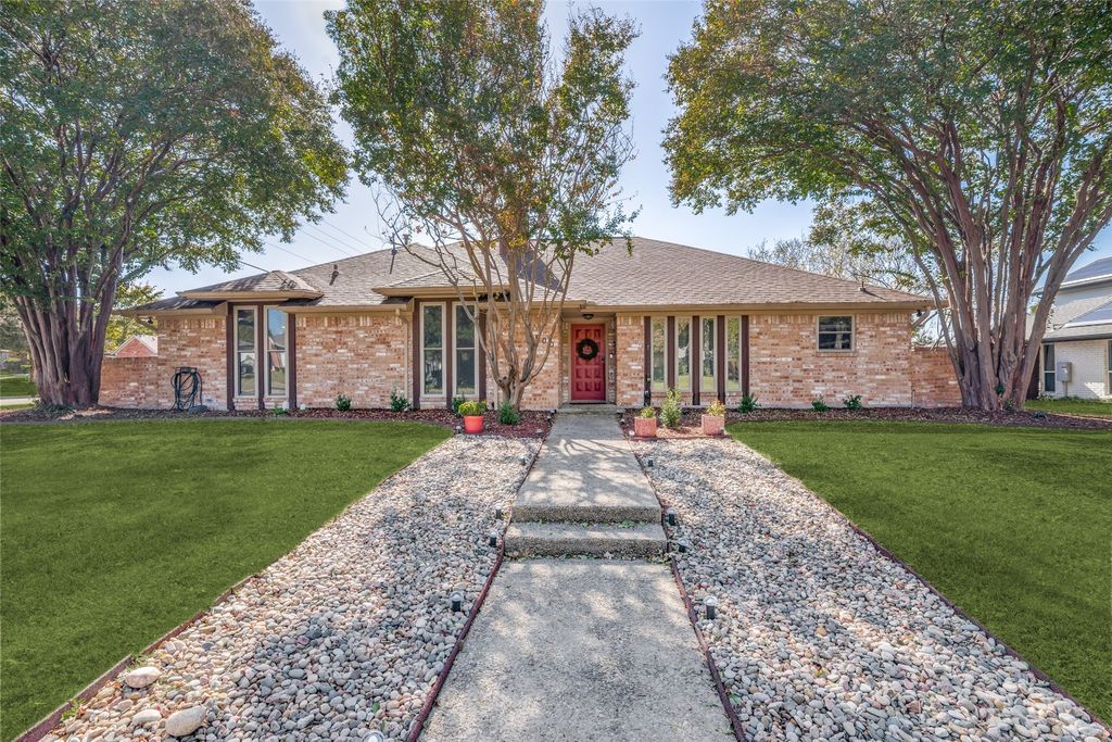 900 Keenan Circle, Plano, TX 75075