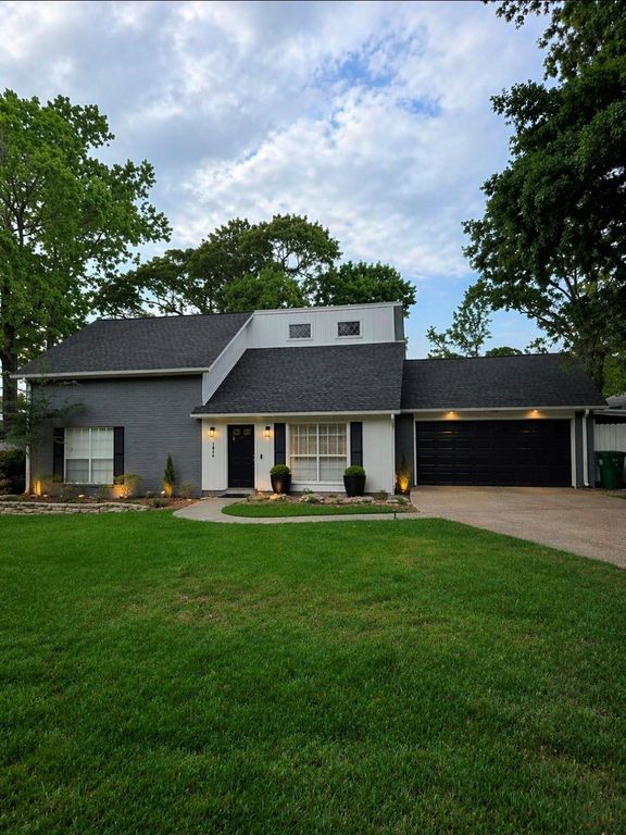 1844 Rollingwood Drive, Huntsville, TX 77340