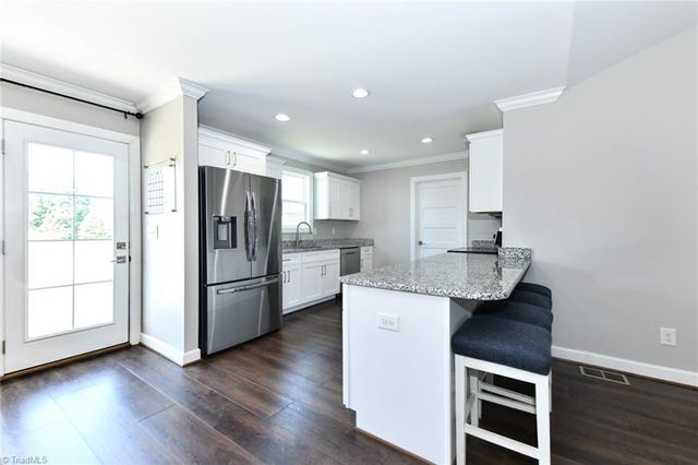 135 Morgans Way, Lexington, NC 27292
