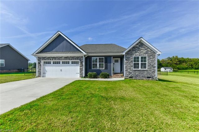 135 Morgans Way, Lexington, NC 27292