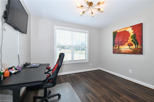 135 Morgans Way, Lexington, NC 27292