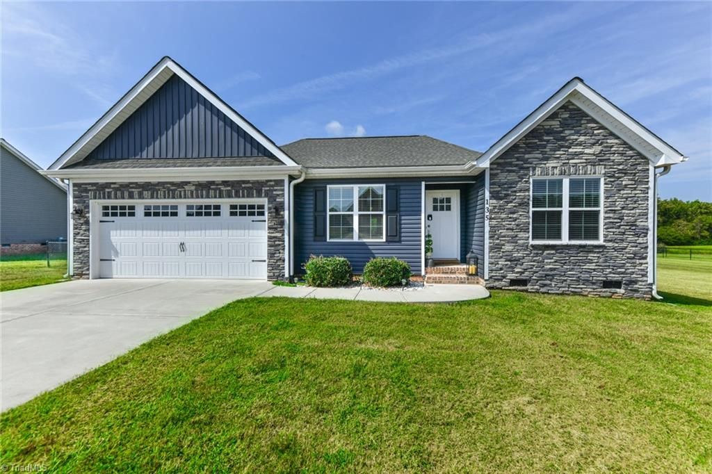 135 Morgans Way, Lexington, NC 27292