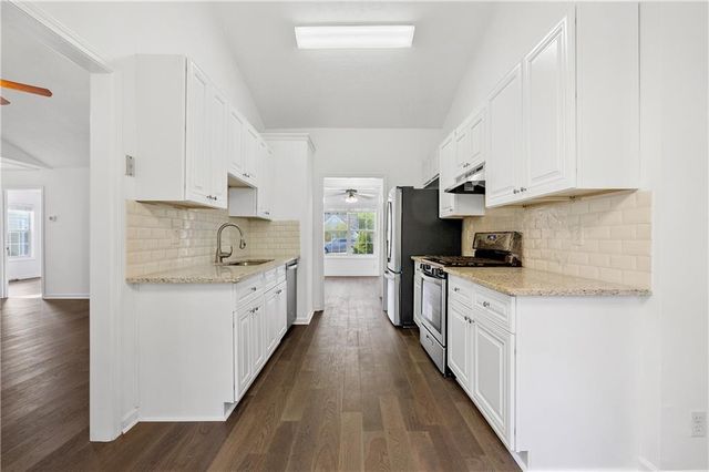 678 Arbour Way, Suwanee, GA 30024